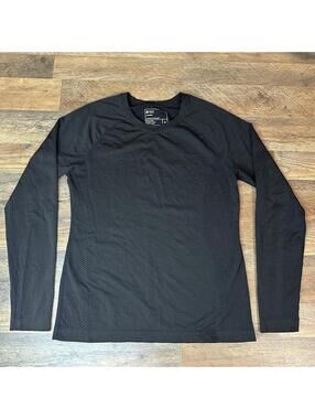 FIGS Womens XL Black Salta Seamless Long Sleeve Crew Underscrub Fitted Top